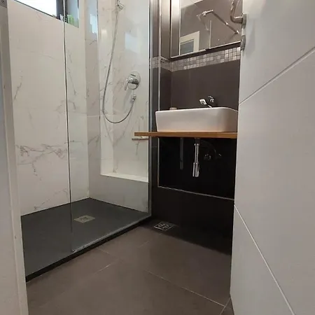 Apartament Parkside Nature Retreat & Parking