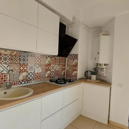 Parkside Nature Retreat & Parking *