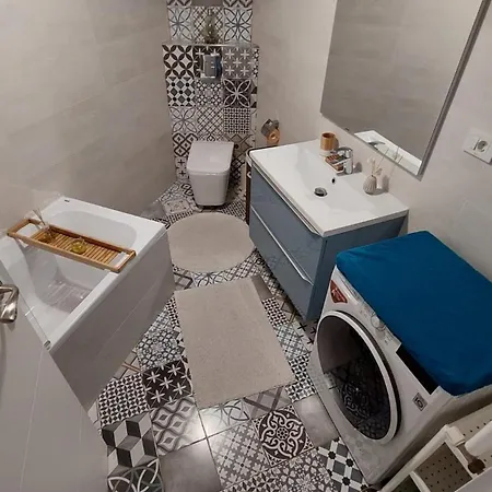 Parkside Nature Retreat & Parking Apartment *