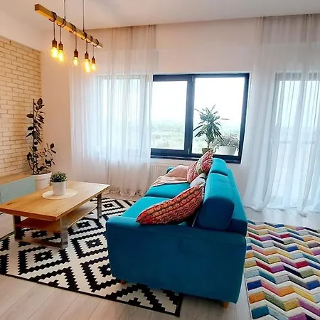 Parkside Nature Retreat & Parking *