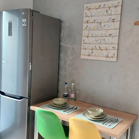 Parkside Nature Retreat & Parking Bucharest