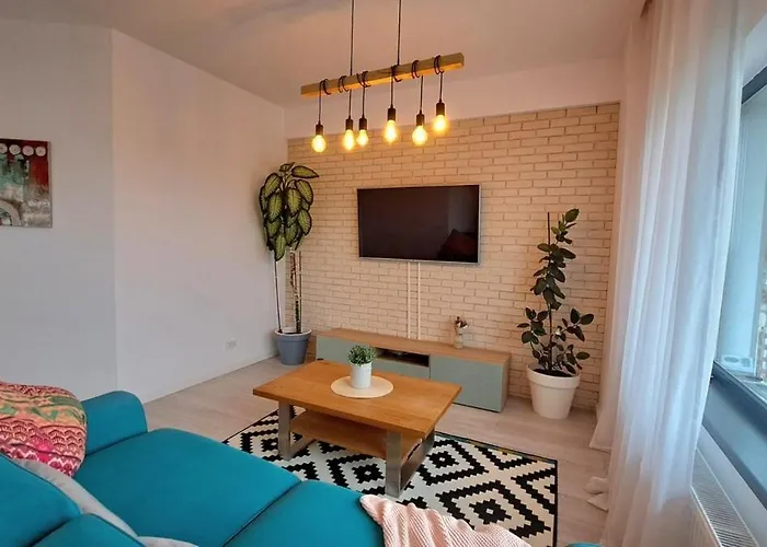 Parkside Nature Retreat & Parking * בוקרשט